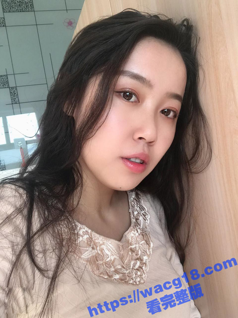 珠海科技公司朱丽丽 高颜值翘臀美女设计师 和男友长期异地恋 和男同事约炮劈腿 做爱视频被流出