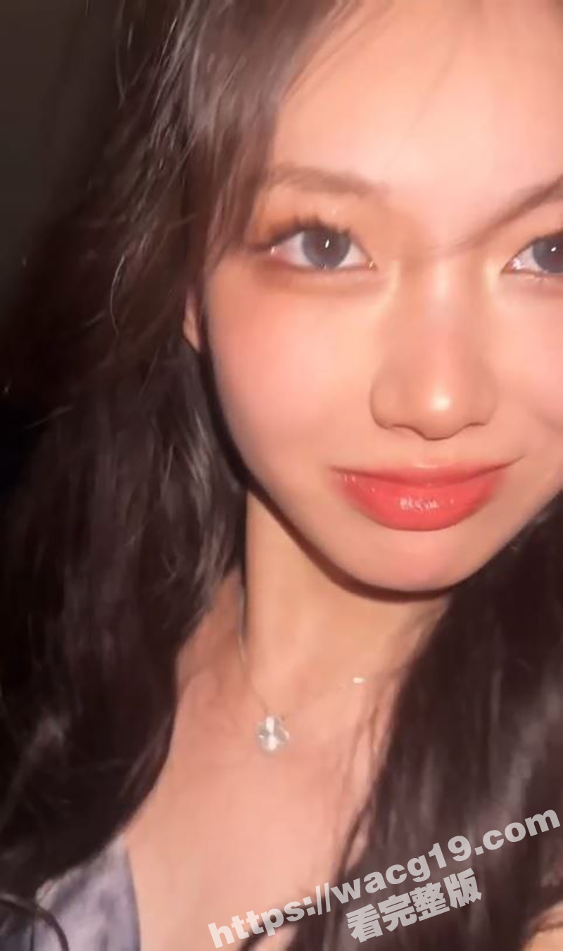 威海气质美女口交视频相关图片