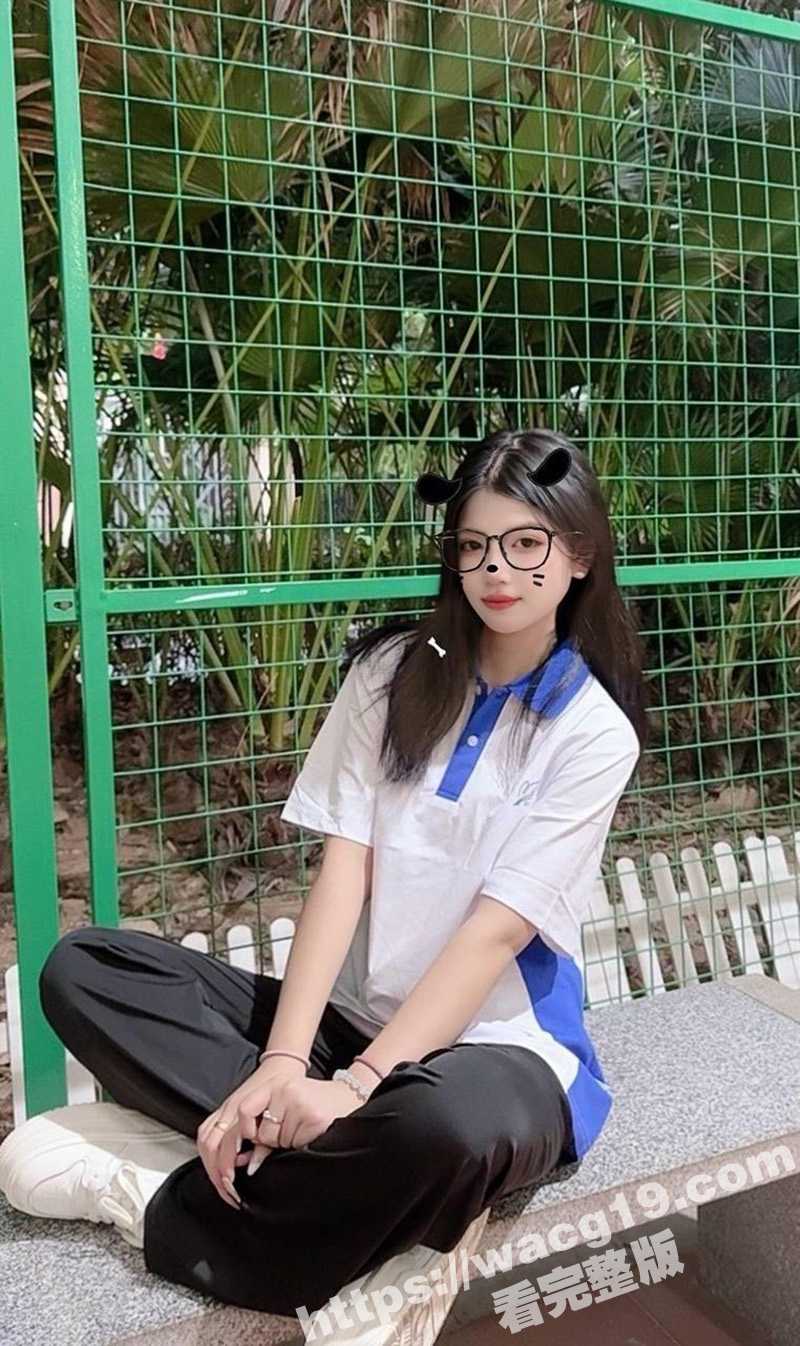华中师范大学拜金女董相关图片