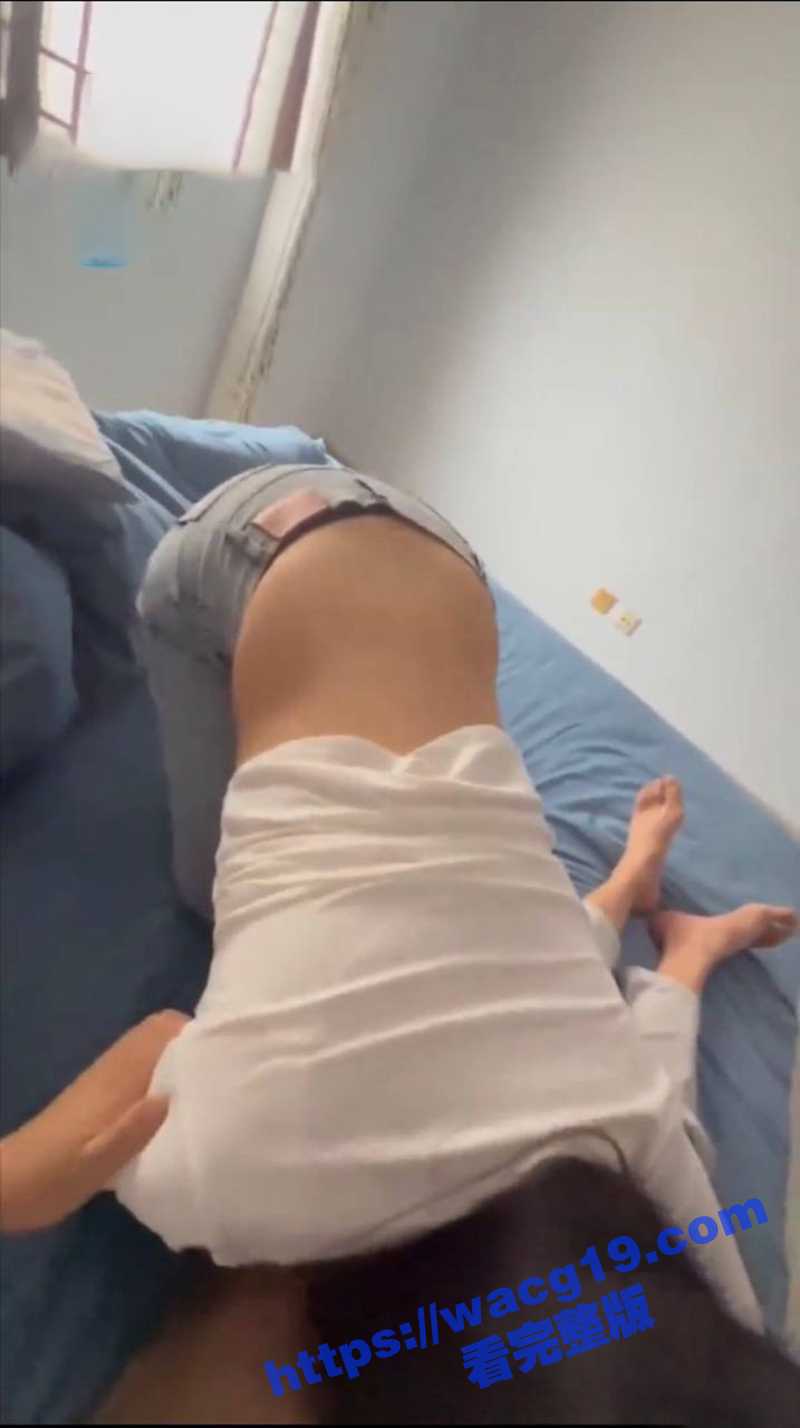 乱伦大神爆操亲姐姐 相关图片