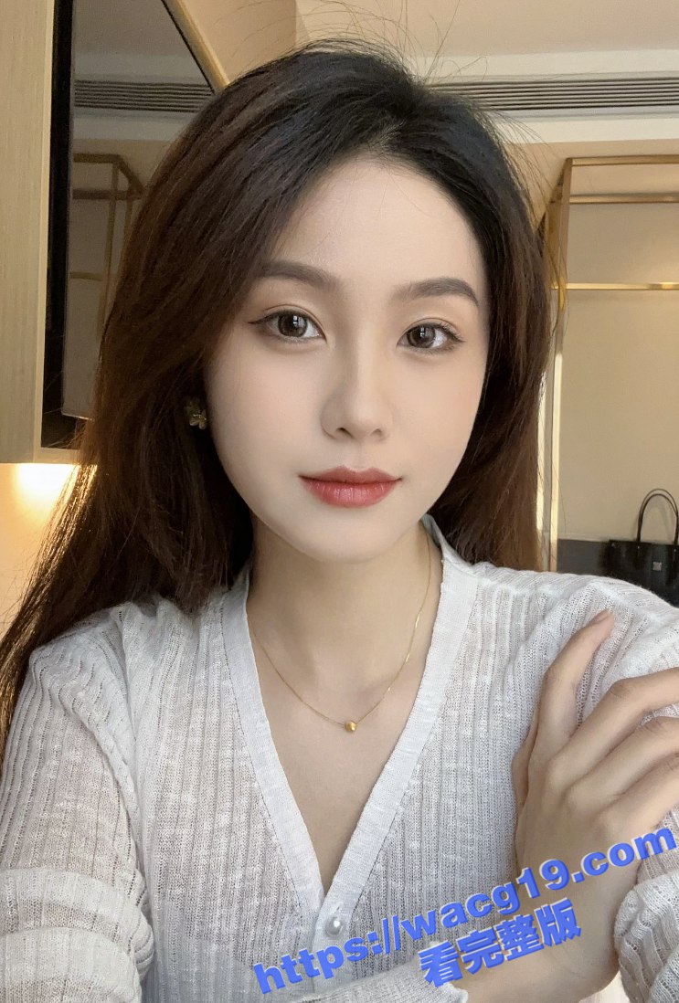 极品高颜值纯欲御姐 黑色性感内衣自慰 粉色睡衣甜美惹人疼 和小姐妹双头龙互插 画面无比香艳欲滴！