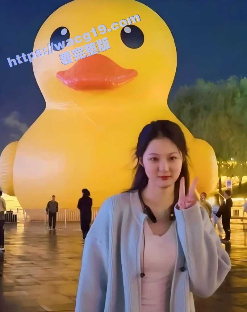 湖南工大反差婊孟思韵相关图片