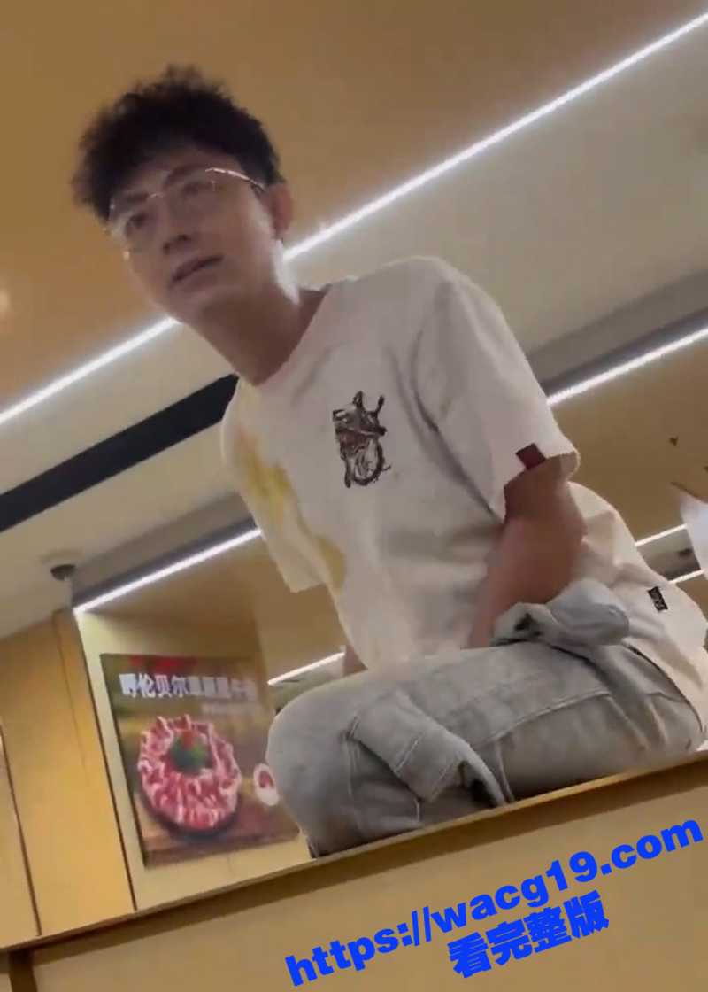 长沙海底捞女战神姜颜相关图片