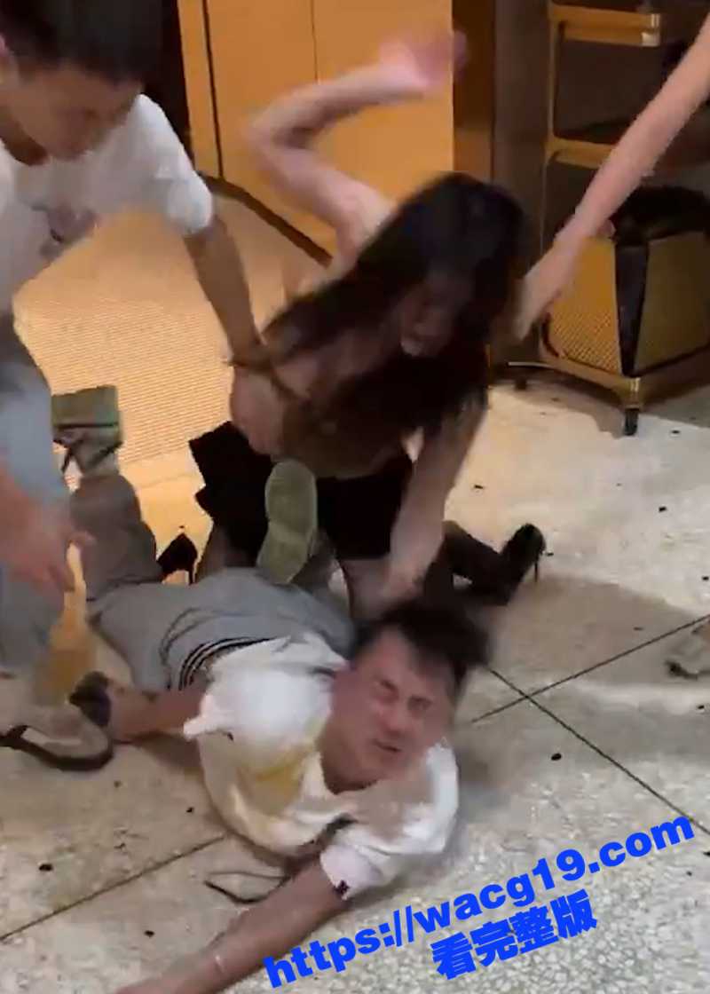 长沙海底捞女战神姜颜相关图片