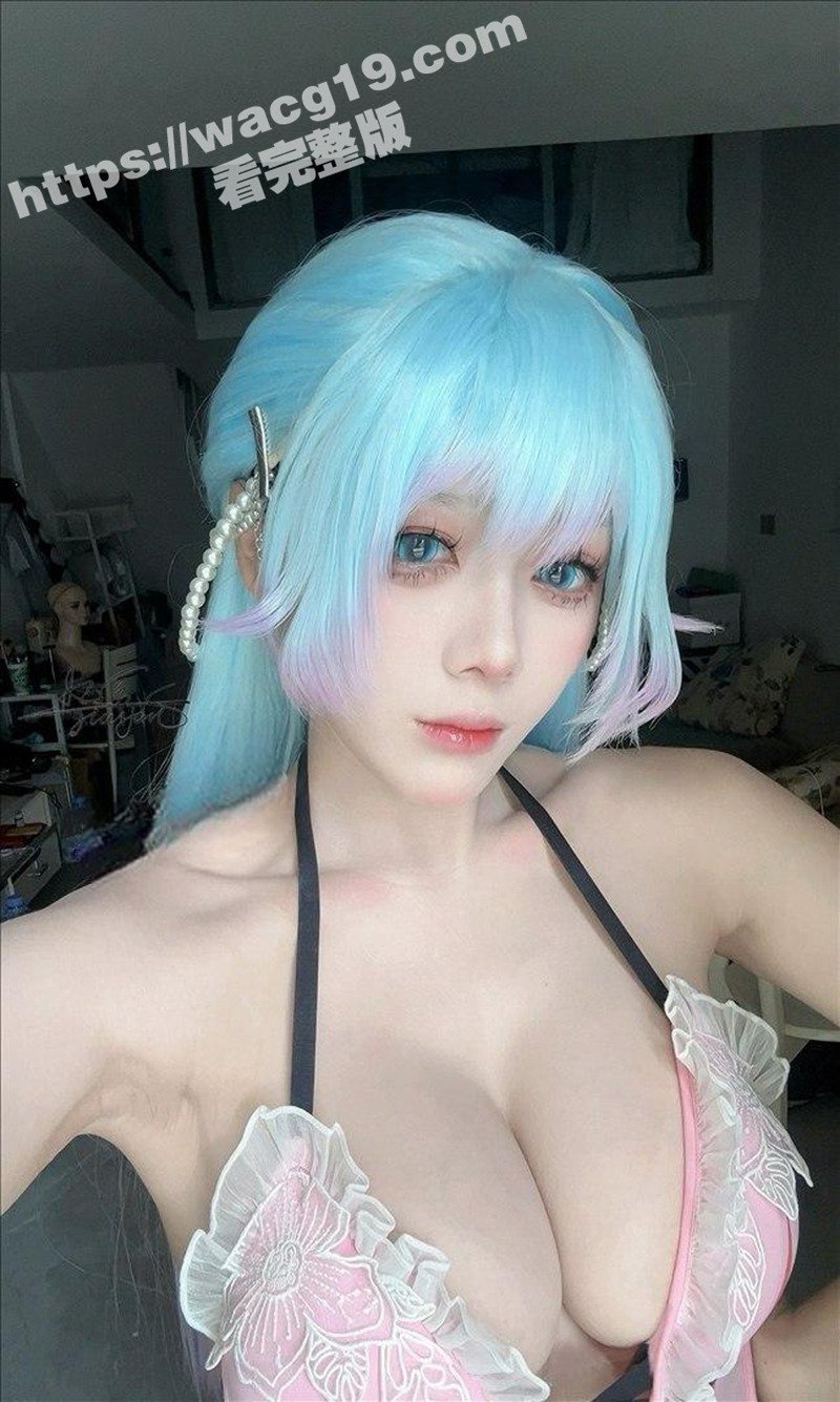推特绝美COSER 相关图片
