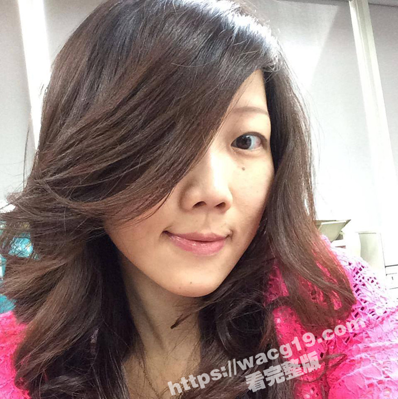 台湾金融女高管私生活相关图片