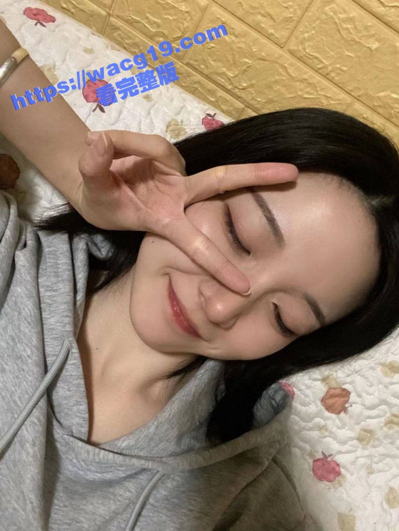研究生反差母狗赵晓迪相关图片