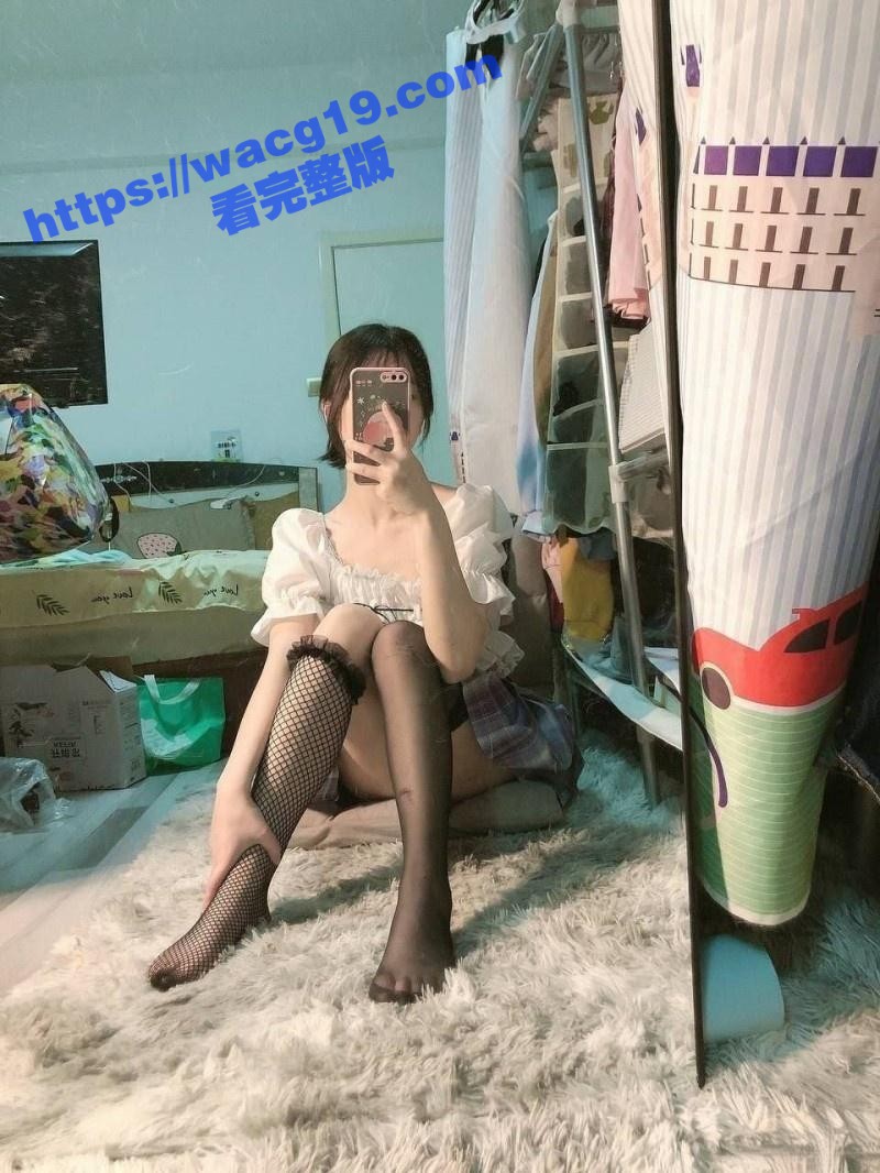 高颜值双马尾萝莉白伟相关图片