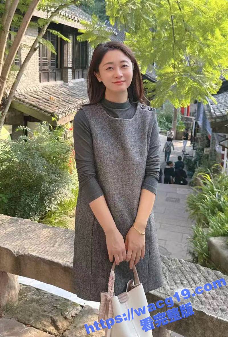 欲求不满的饥渴少妇酒相关图片