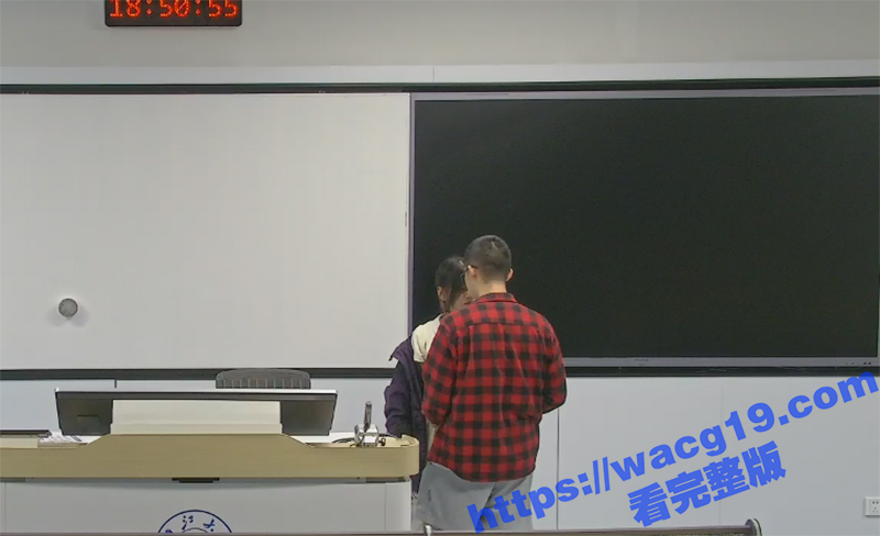 浙江大学教室门！清纯相关图片