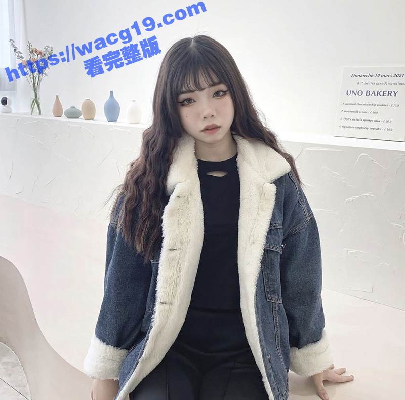IG女神秋伶分手视频相关图片