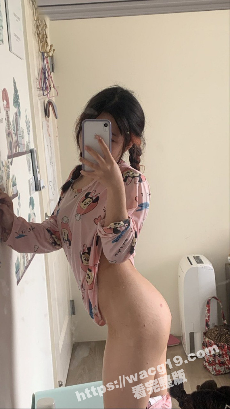 IG女神秋伶分手视频相关图片
