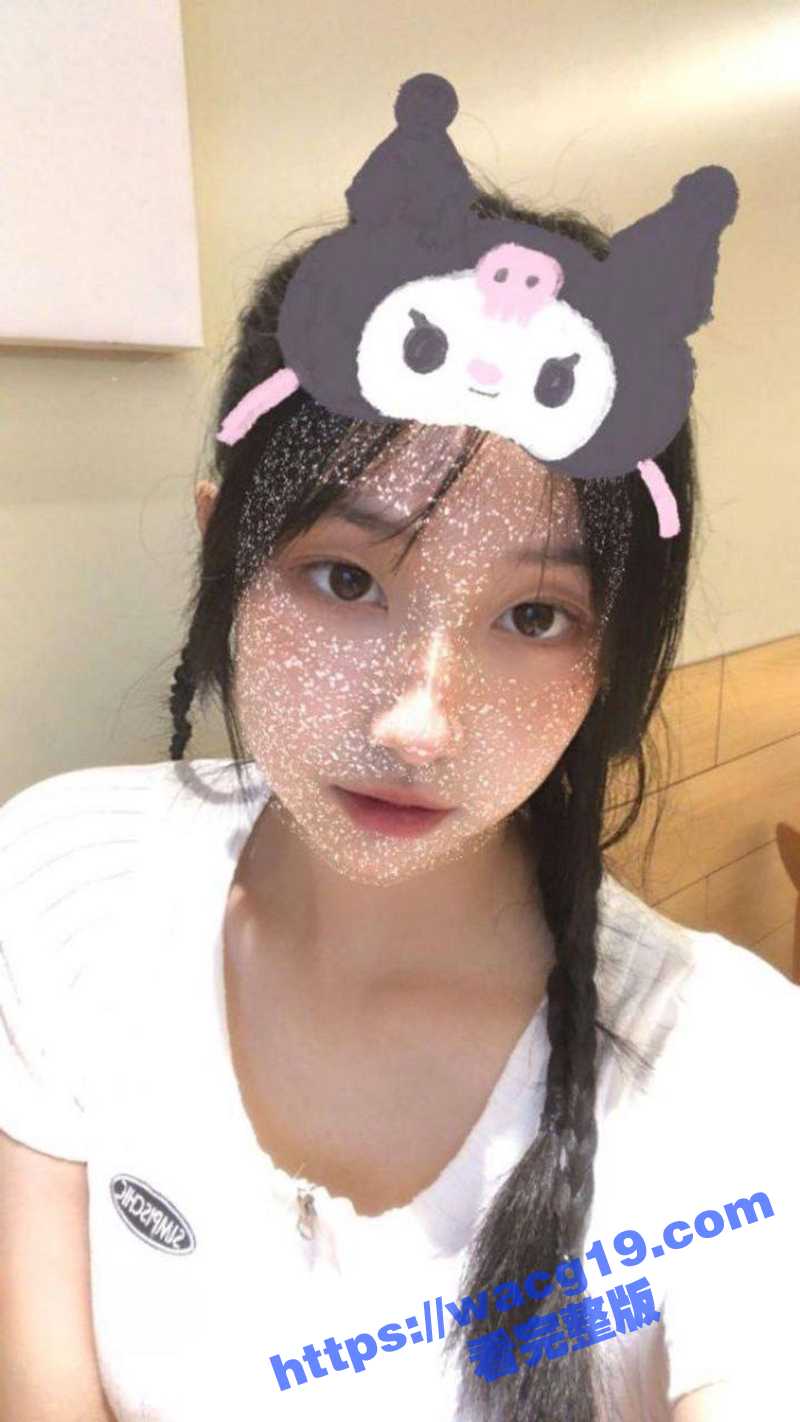 武汉大学极品校花 张琪宣 分手后惨遭曝光 甜美的长相私下竟是淫荡母狗 各种姿势玩弄骚穴 大饱眼福
