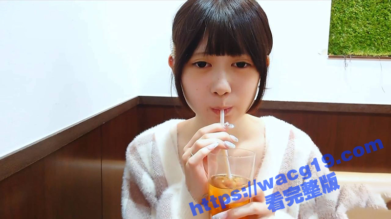 极品白虎萝莉少女 176cm惹火身材 白嫩肌肤可爱容颜 男主迫不及待舔粉嫩蜜穴 亮出大屌爆操！