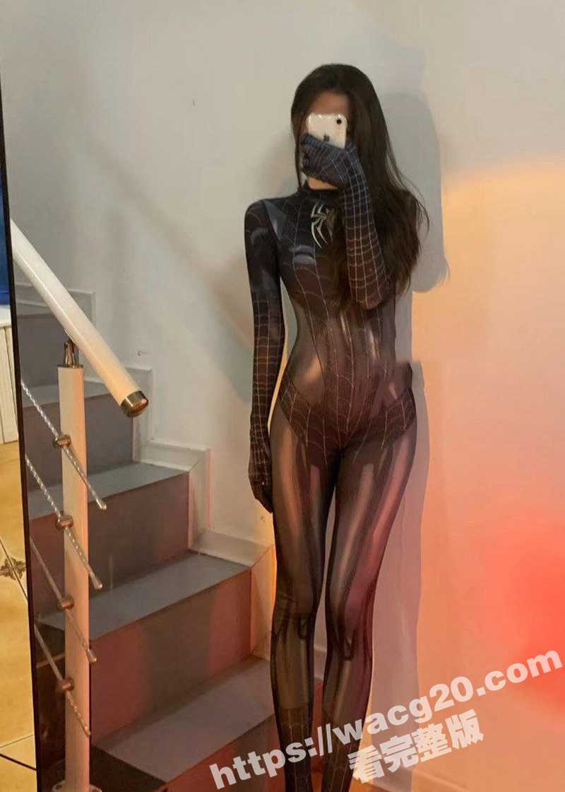 调教清纯女大三舞蹈生相关图片