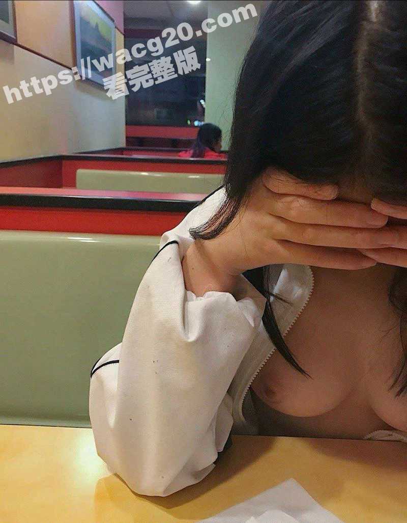大一学生妹私生活淫乱相关图片