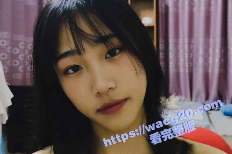 大一学生妹石佳琪 金主定制视频流出 显露水润光泽嫩穴 乌黑浓密阴毛尽显风骚