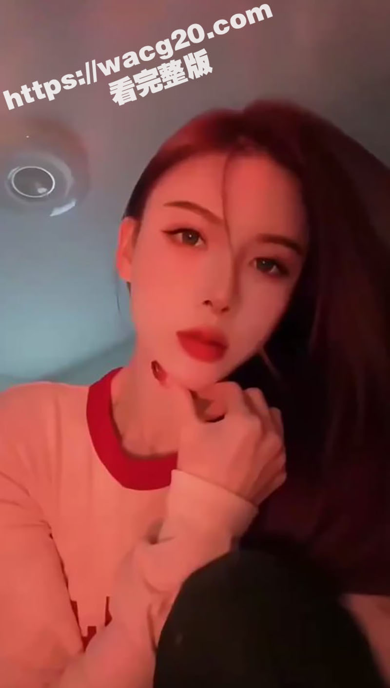 推特床上战神约炮高价外围女 明星颜值擅长吃鸡吧舔屁眼 默契迎合干的美女直喊痛 简直是完美炮架子