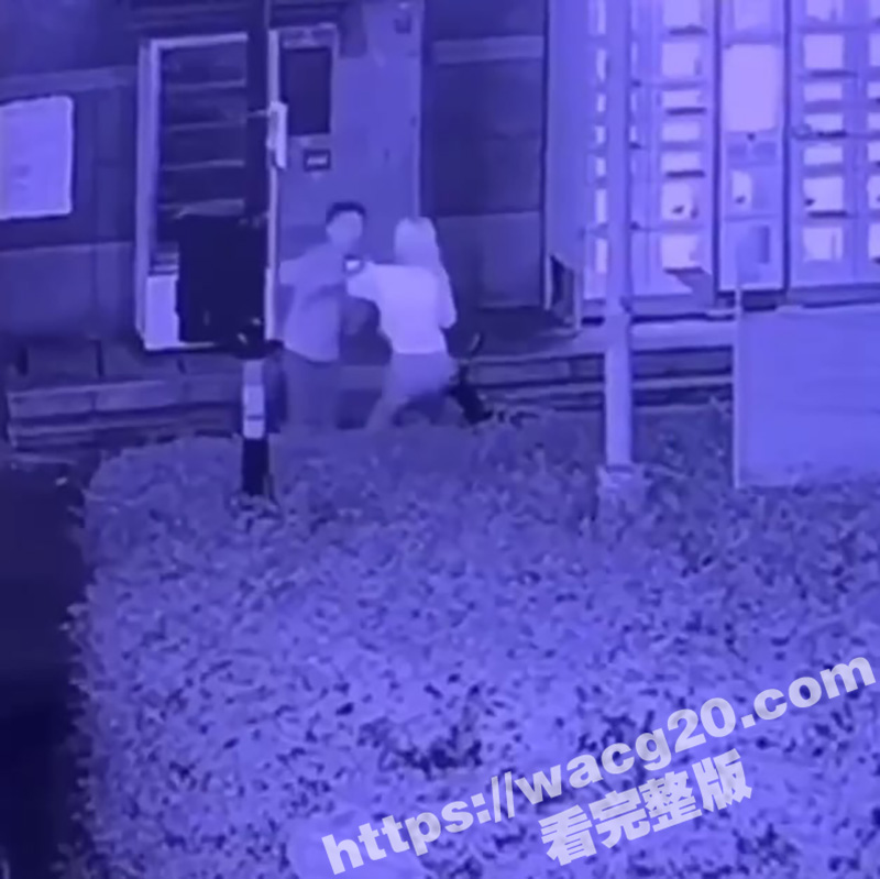 浙江杭州惊现马路痴汉相关图片