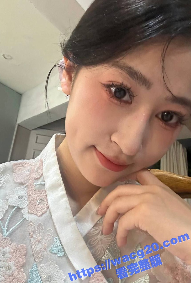大连民族大学 朝鲜族美女孟欣 被炮友3P调教 全身抽搐多次高潮 骚臀主动迎合榨精让人受不了