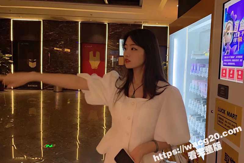 欲求不满的新婚小少妇相关图片