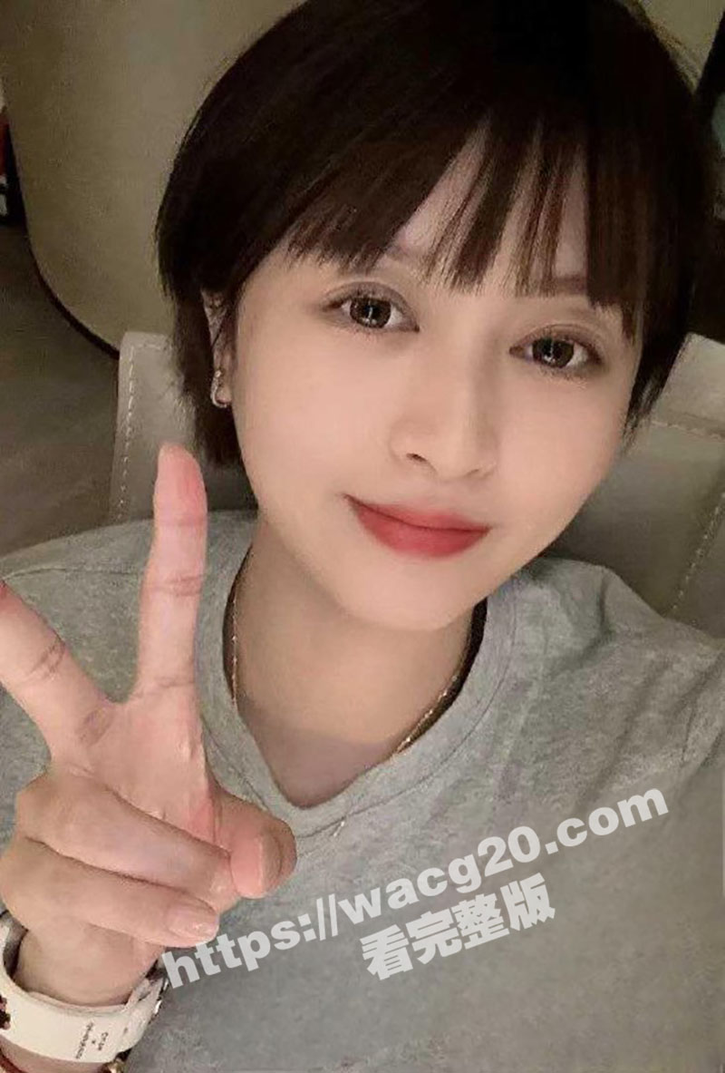 上海人妻公务员Lv不相关图片