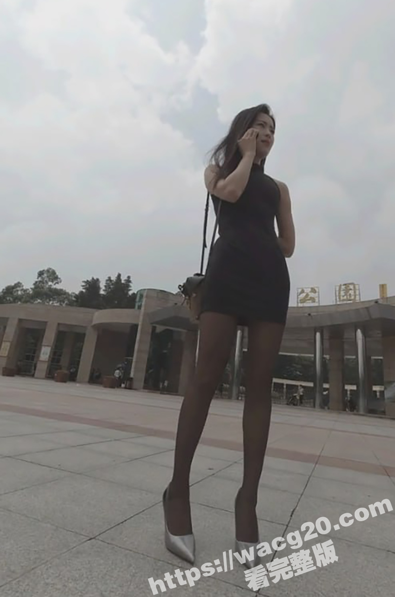 国模女神杨子嫣 开档相关图片