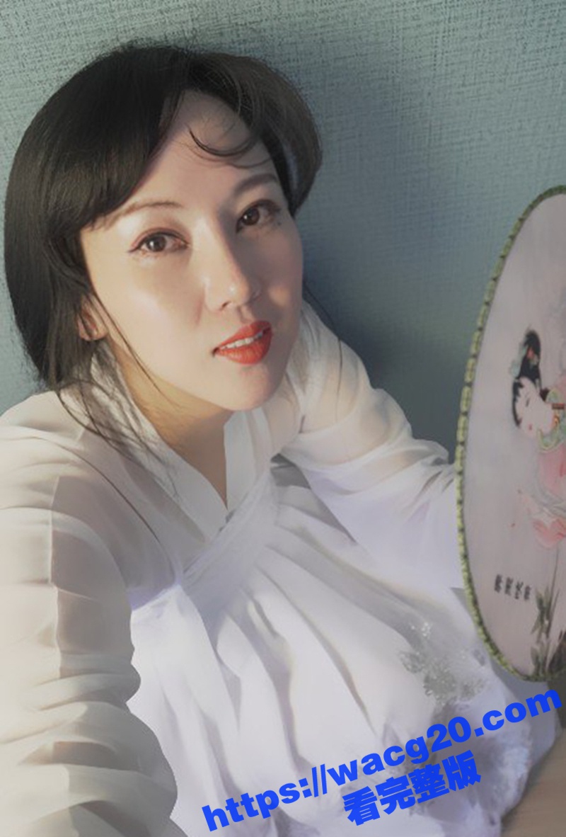 两位美女模特私拍现场相关图片