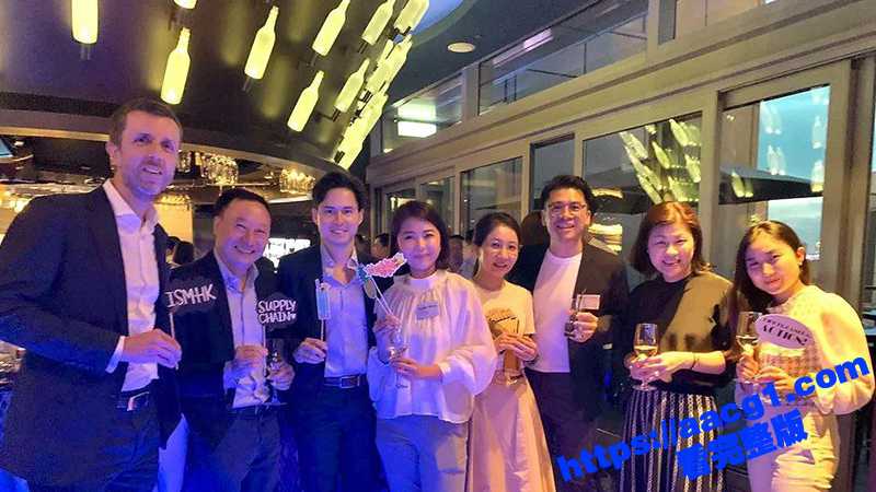 女白领化身性虐母狗 相关图片