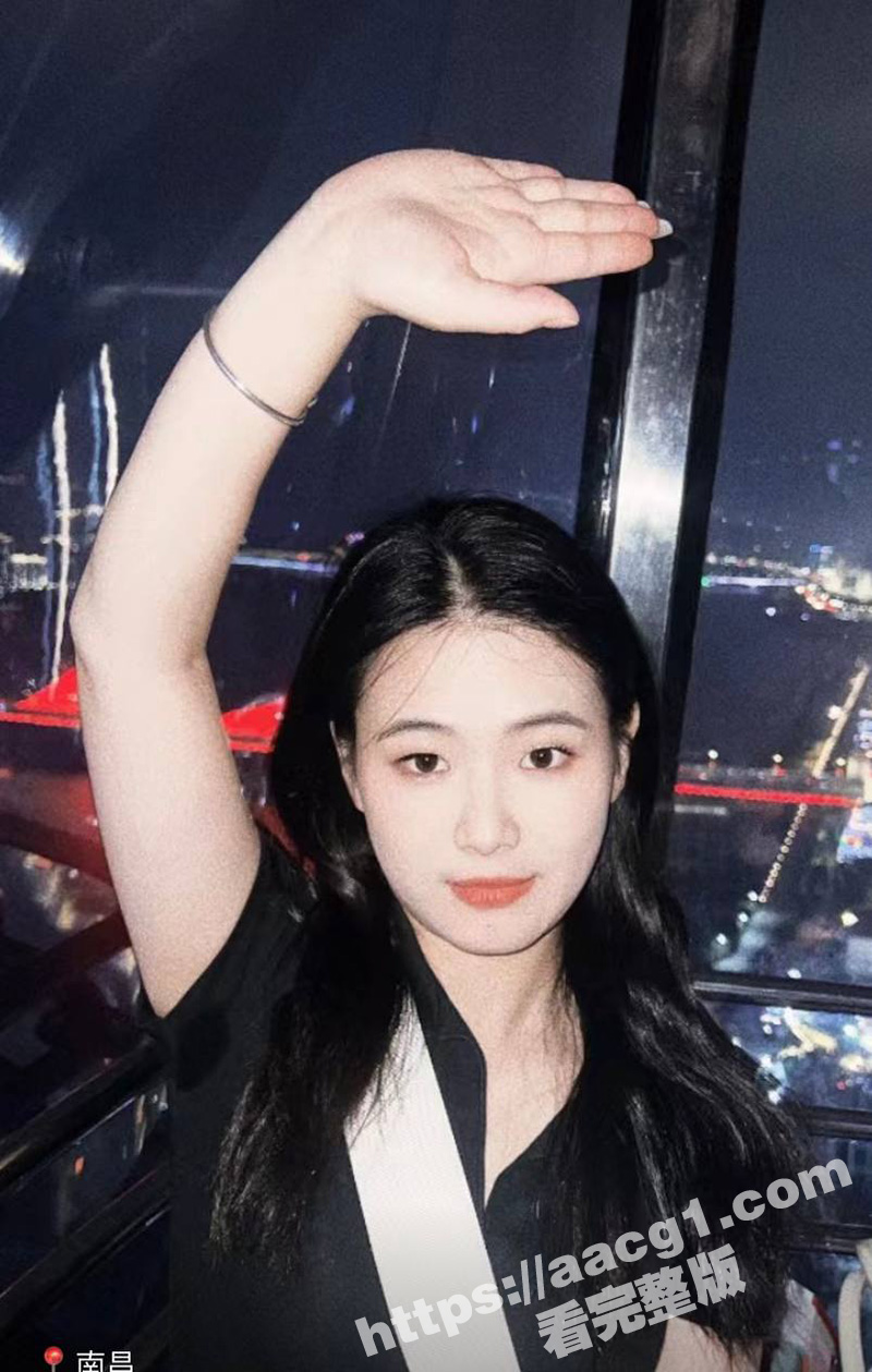 南昌银行高颜值清纯妹相关图片