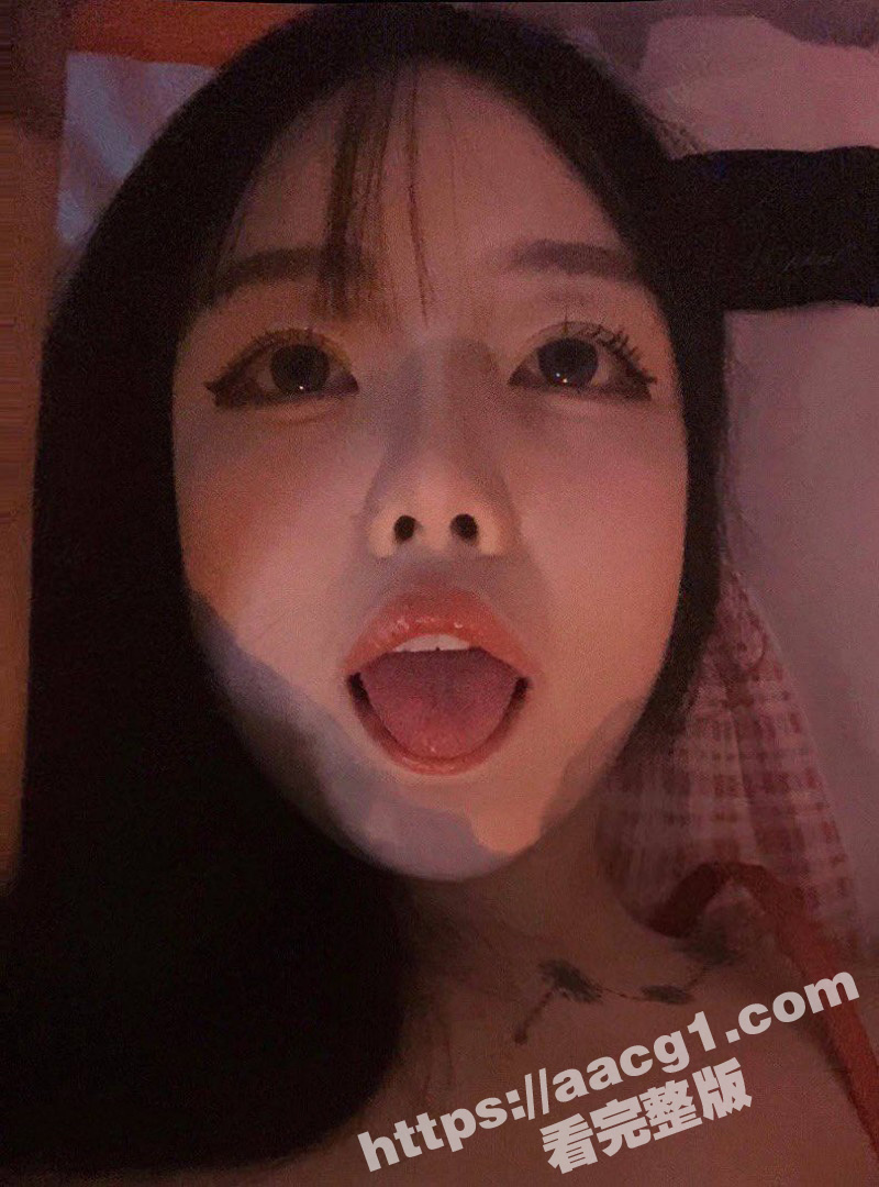 极品反差E奶美女 性相关图片