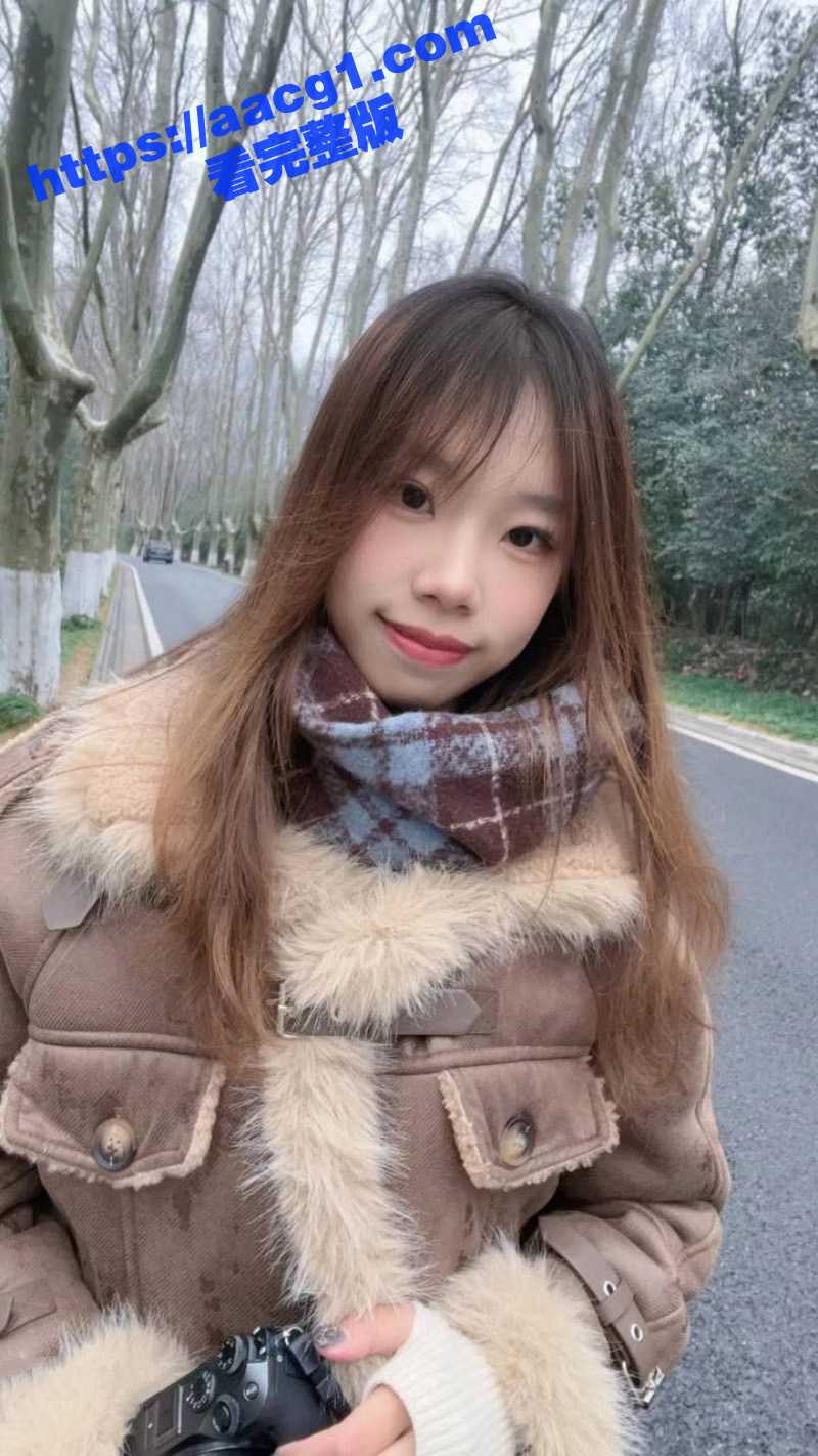 超清纯大二学妹网恋裸聊 遭渣男录屏泄密 粉嫩娇躯浓密私处 贴穴特写反差感十足