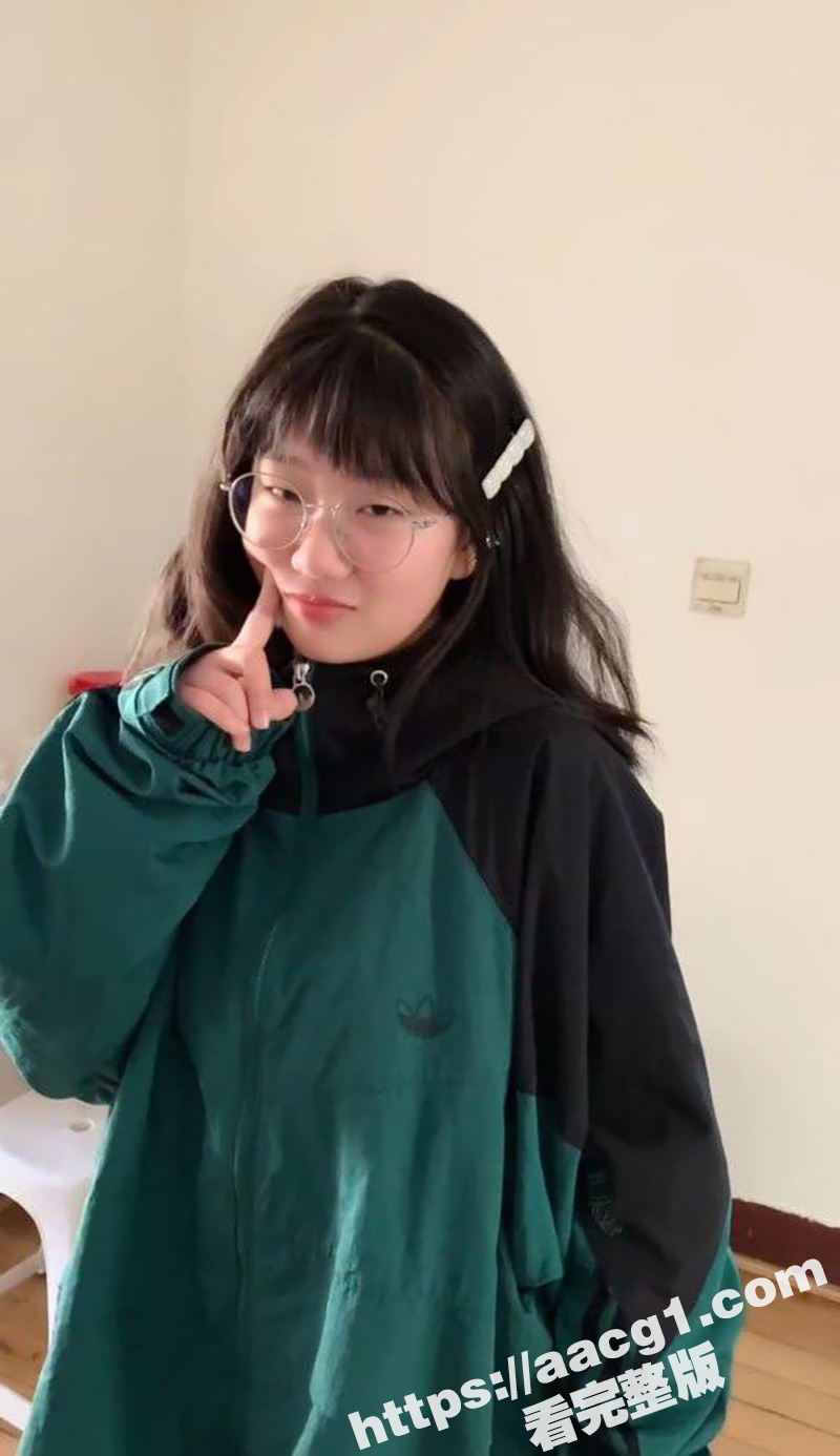 太原理工学院李雪岚 高材生清纯反差学生妹 乖巧眼镜母狗成泄欲工具 大屌无套爆操逼洞大开