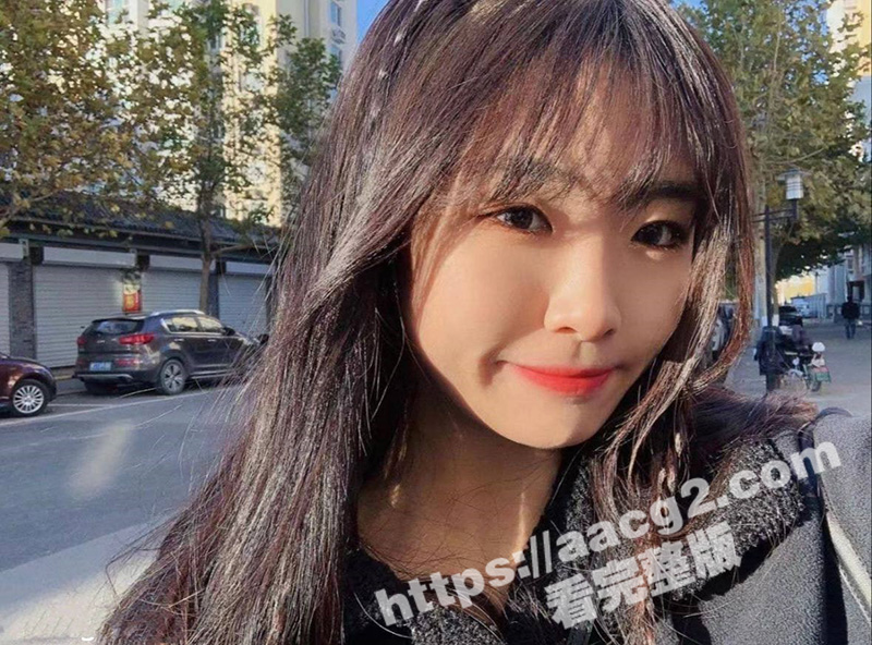 武汉反差李晓霜逼毛浓郁 人前淑女背后却是男友专属淫荡母狗 大量私密照视频流出