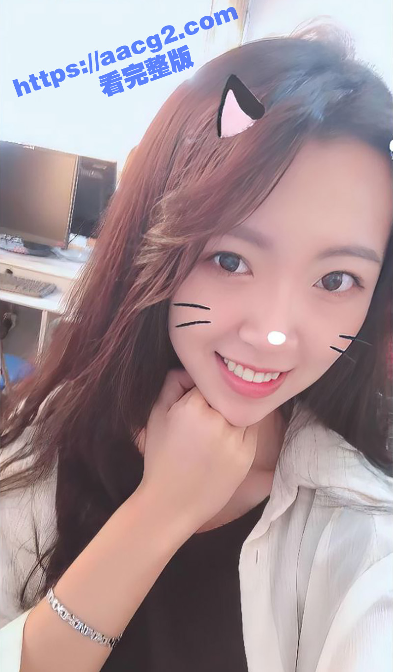 黑木耳母狗曾译萱 骚相关图片