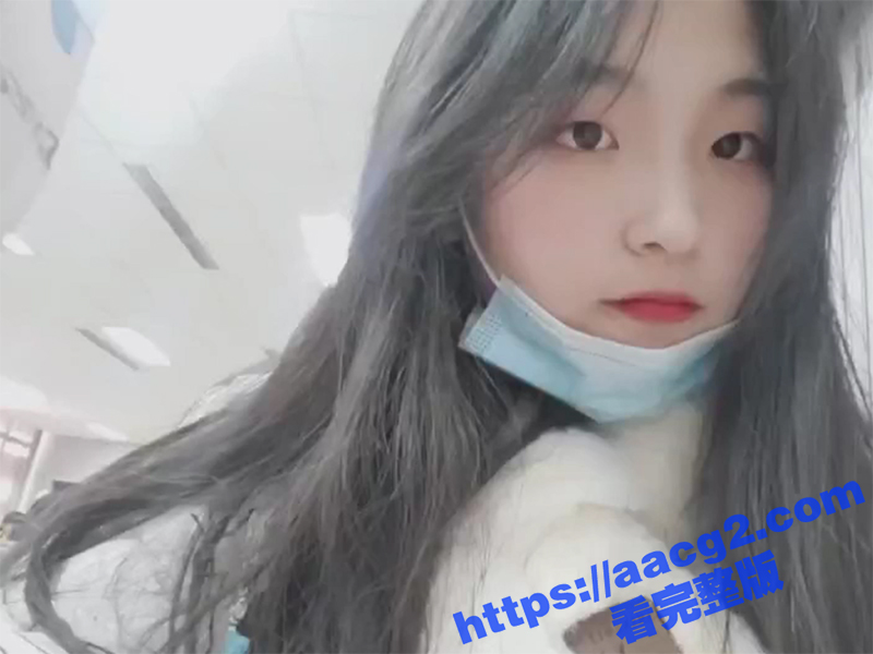 白幼瘦学生妹母狗 身材纤细白嫩 奶子却硕大坚挺 被主人网调视频曝光 可爱嫩妹私下竟这么淫荡