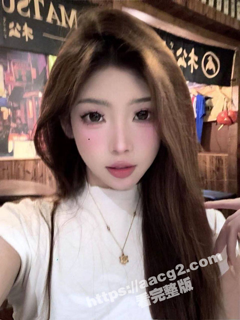 VV星球女主播宵夜7相关图片