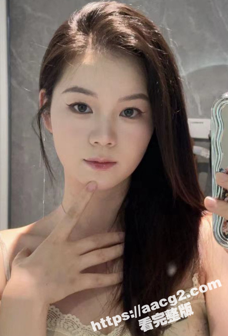 年轻女技师服务非常贴相关图片