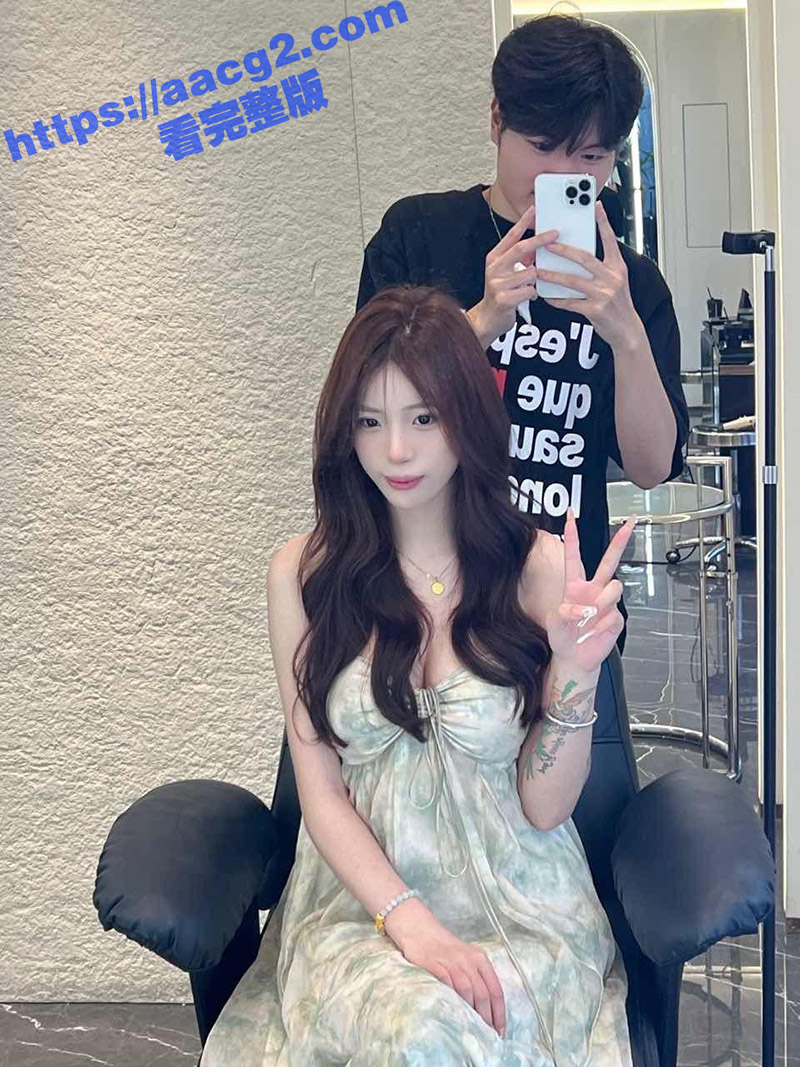 河南师范大学严亦蕾 反差巨乳学生妹 身材纤细巨乳白嫩 售卖自己的色情视频 粉嫩小穴实在诱人