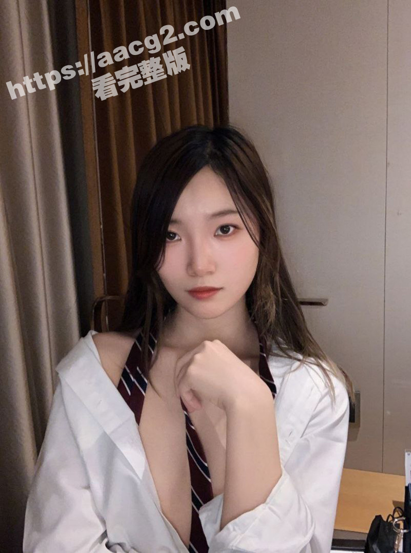 成都女大学生 林书 相关图片
