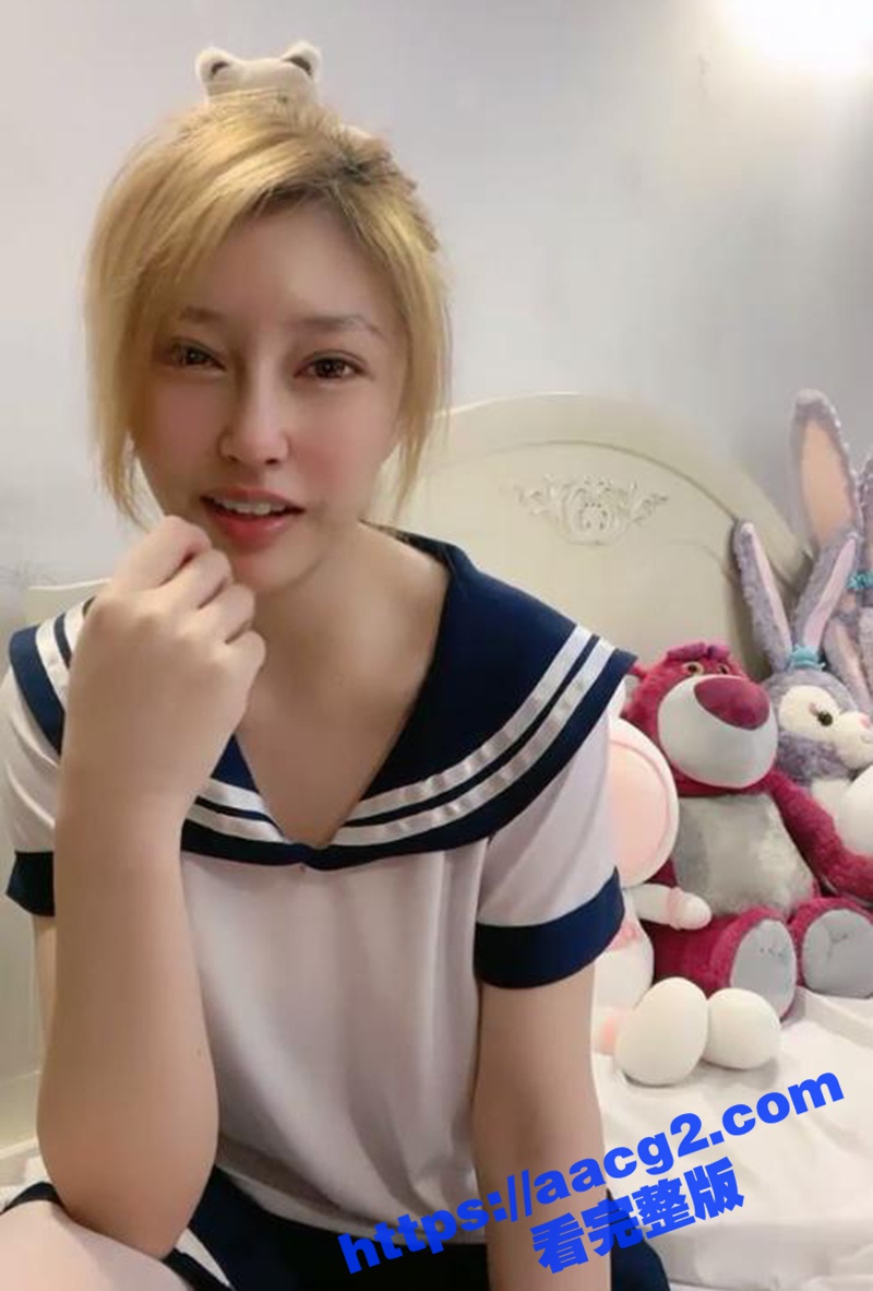 网黄女主播学生妹 御姐好冷 宿舍内全裸直播下海 白嫩身材体操服白丝诱惑！