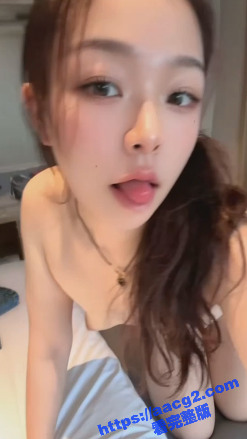 成都反差母狗杨聆玉 相关图片