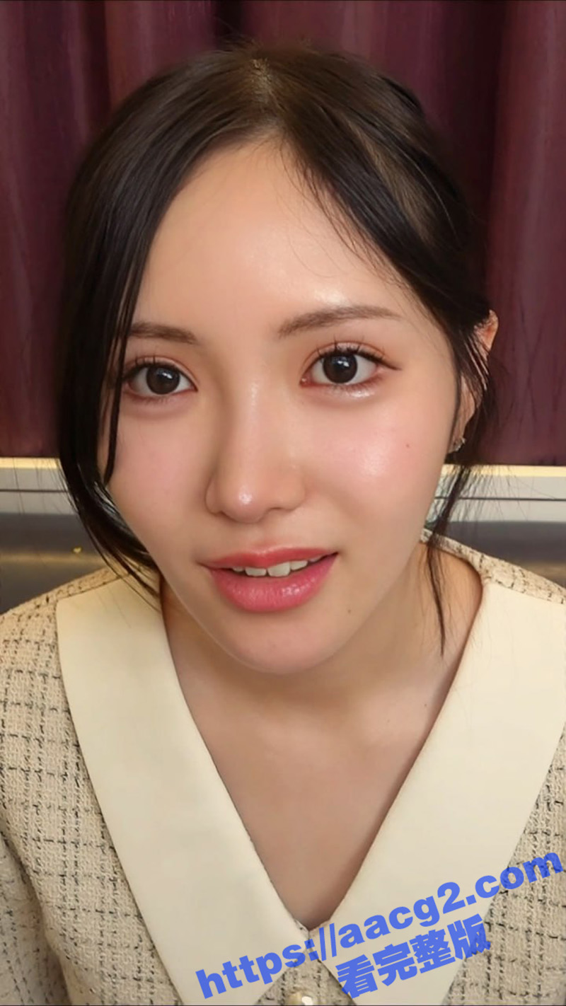约炮极品颜值少妇 身材高挑纤细 三点粉嫩小穴无毛 口交似的眼神超撩人 无套抽插内射保护嫩穴