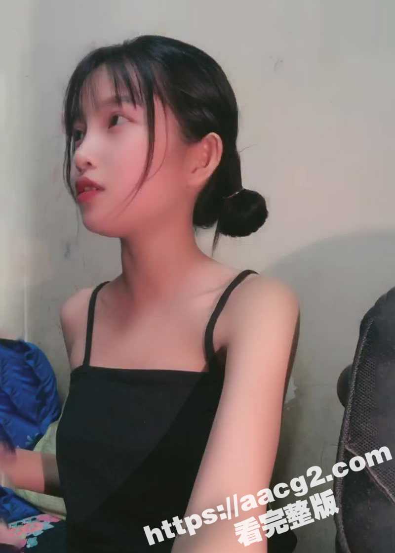 假经纪人以高薪模特职相关图片