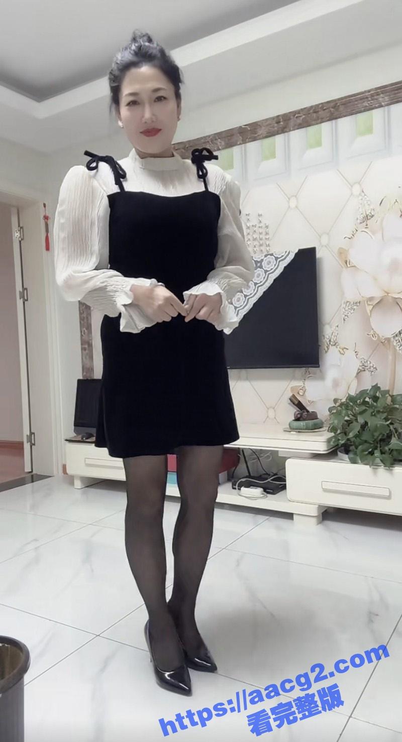 快手小网红巨乳人妻嫂相关图片