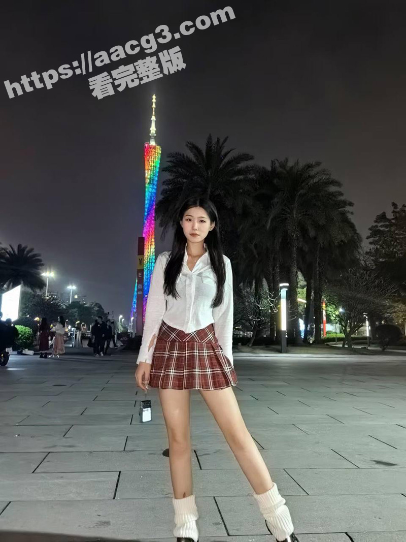 上海交通大学赵若菲 极品身材大二学生妹 被金主爸爸包养 性爱私拍流出 撅起翘臀等爸爸插入