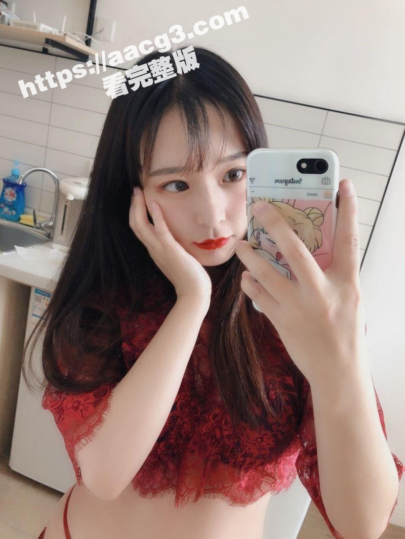 云南大理高颜反差嫩妹相关图片
