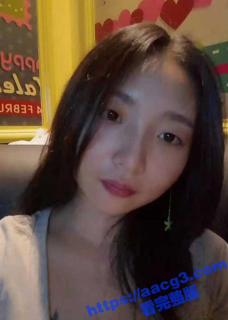 绍兴90后新婚夫妻性爱私拍曝光 3P乱交激战场面火爆上映 现场直击母狗本性与陌生男人翻云覆雨