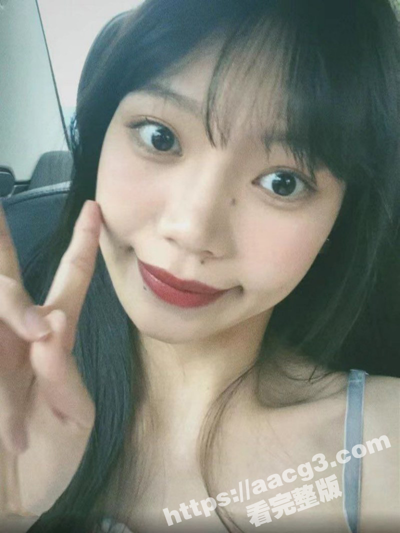 清纯反差大二学妹 被相关图片