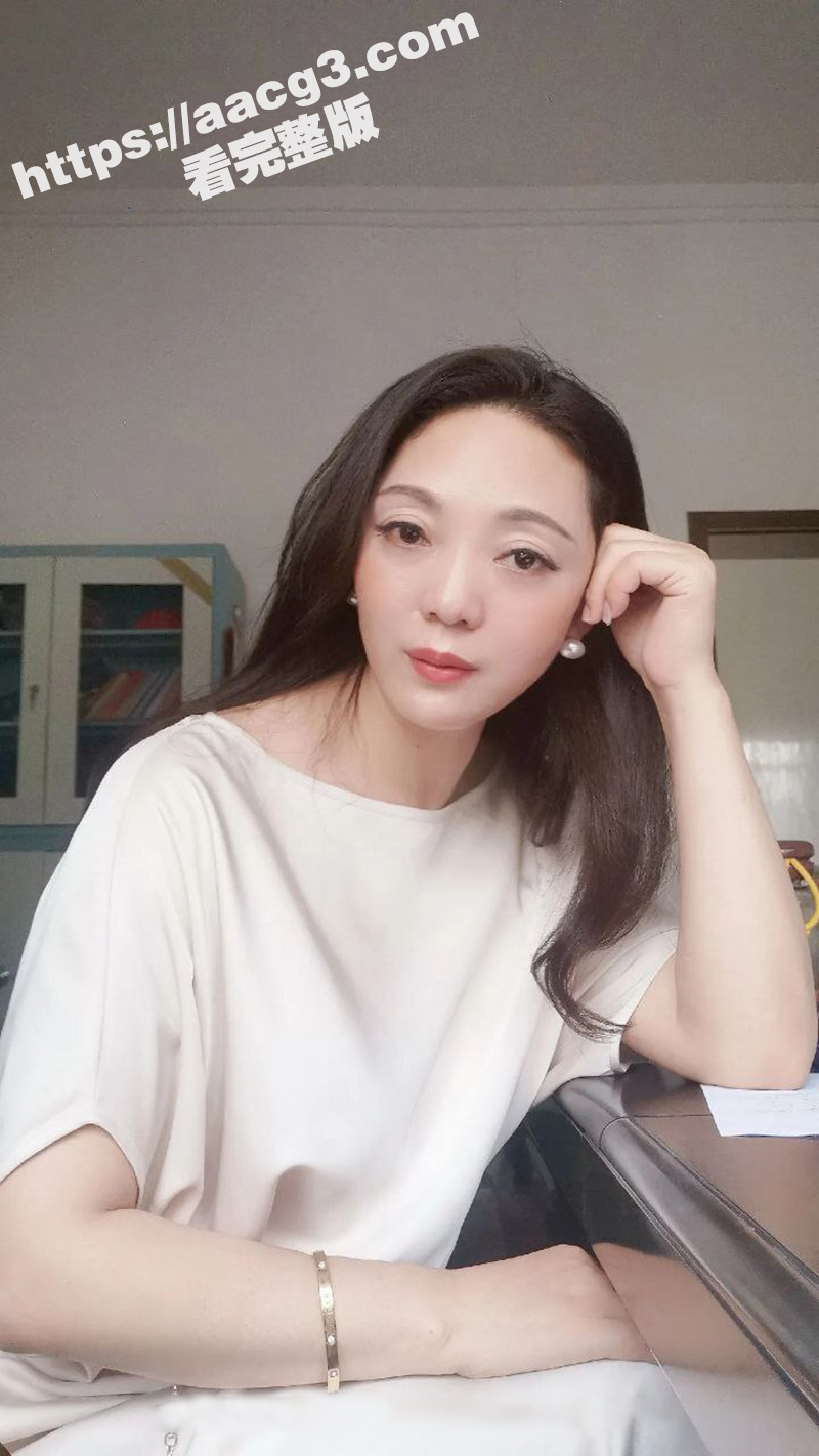 乱伦极品身材丈母娘 相关图片